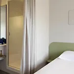 Otel Ibis Budget Pourcain