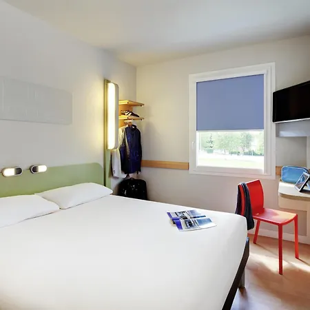 Ibis Budget Pourcain Hotel