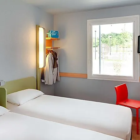 Hotel Ibis Budget Pourcain 2*