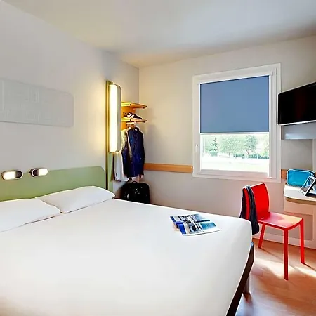 Ibis Budget Pourcain Hotel 2*