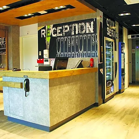 Ibis Budget Pourcain