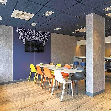 Ibis Budget Pourcain 호텔 2*