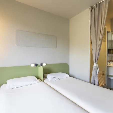 Ibis Budget Pourcain Hotel