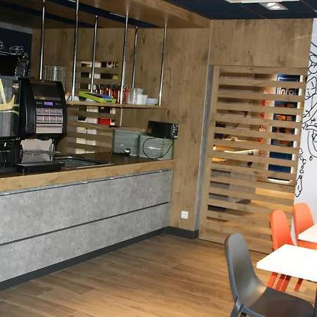 Hotel Ibis Budget Pourcain 2*