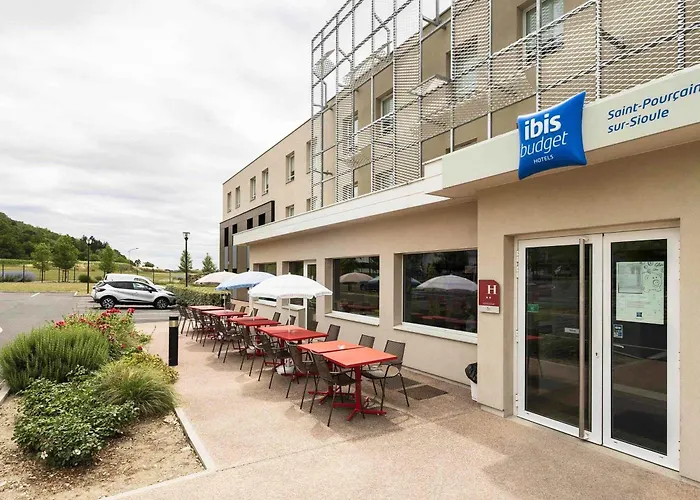 Ibis Budget Pourcain Отель