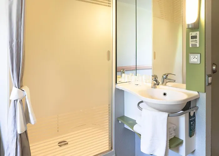 Ibis Budget Pourcain Отель