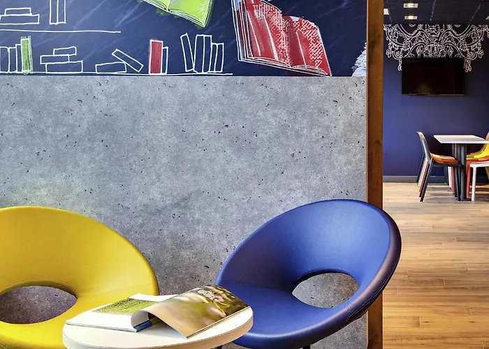 Отель Ibis Budget Pourcain Сен-Пурсен-сюр-Сьюль