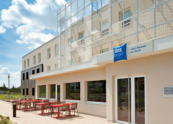 Ibis Budget Pourcain Отель