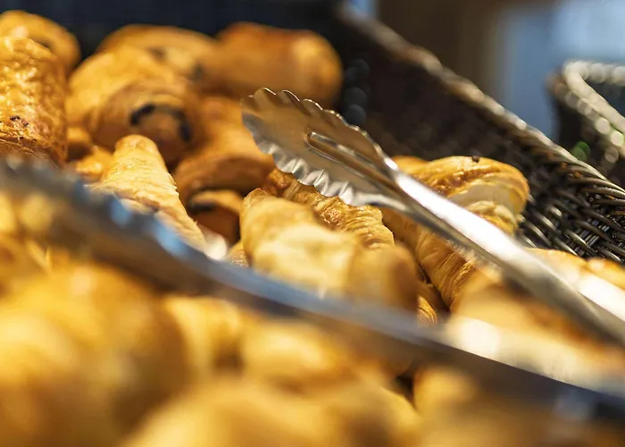 Ibis Budget Pourcain 2* Сен-Пурсен-сюр-Сьюль