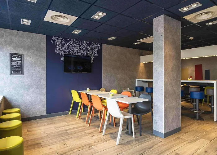 Отель Ibis Budget Pourcain